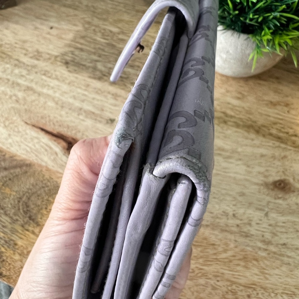 Gucci Wallet - Picture 8 of 13
